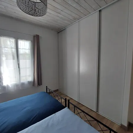 Semesterbostad Maison Les Petits Heros - Classe Meuble De Tourisme 3 Etoiles *